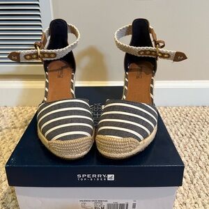 Sperry Valencia Wedges in Navy Pinstripe - 9.5M